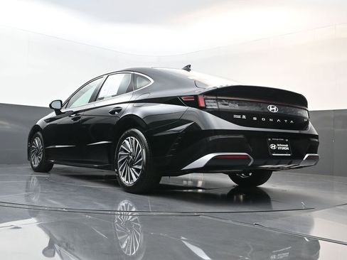 Certified 2025 Hyundai Sonata SEL FWD image 25