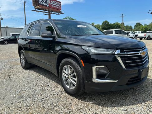 Used 2022 Chevrolet Traverse LT FWD image 5