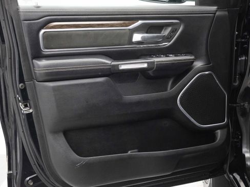 Used 2019 RAM 1500 Laramie image 18