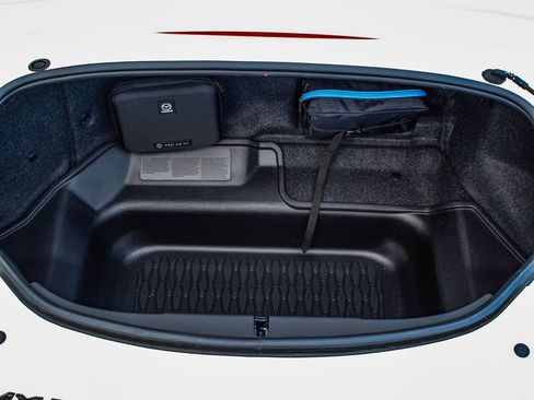 Used 2024 MAZDA MX-5 Miata Club image 37