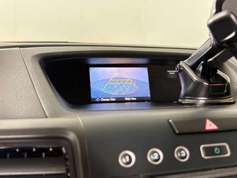 Used 2015 Honda CR-V LX image 24
