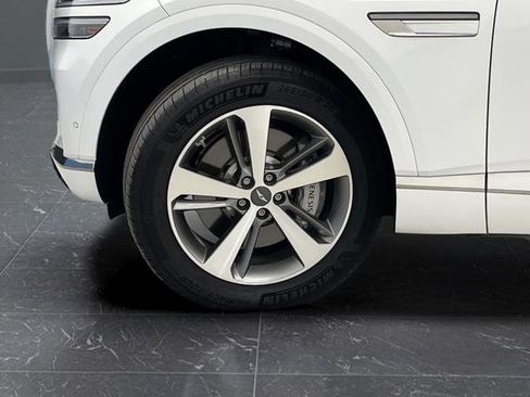 Used 2024 Genesis GV80 3.5T w/ Advanced Package image 40