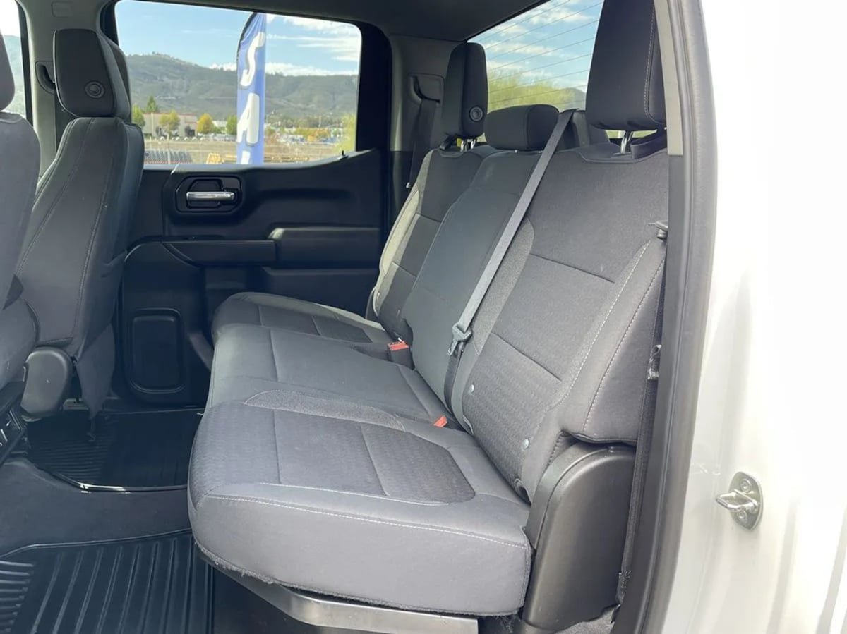 Used 2021 Chevrolet Silverado 1500 LT RWD image 22