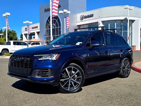 Used 2023 Audi Q7 3.0T Premium Plus w/ Premium Plus Package AWD/4WD image 3