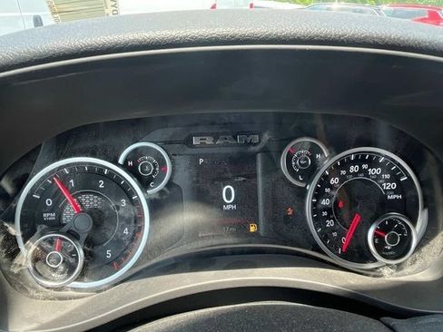 New 2025 RAM 2500 Big Horn AWD/4WD image 21