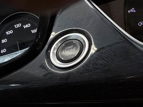 Used 2024 Cadillac XT6 Premium Luxury w/ Technology Package image 55