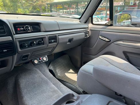 Used 1995 Ford Bronco Eddie Bauer AWD/4WD image 10