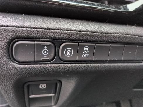 Used 2024 Acura MDX SH-AWD image 13