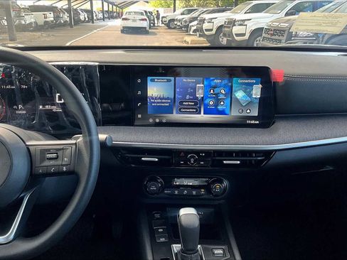 New 2026 Nissan Kicks SV image 6