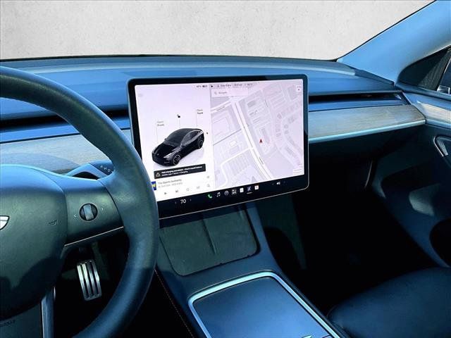 Used 2025 Tesla Model Y Performance AWD/4WD image 8