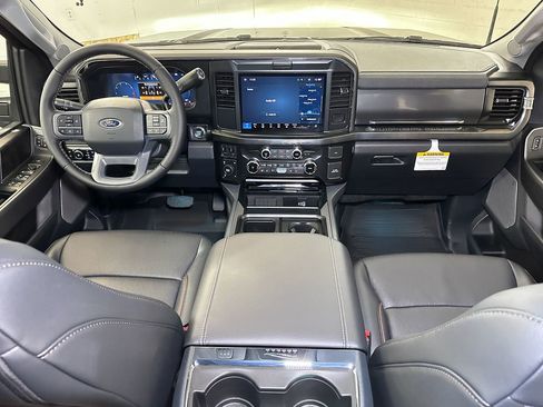 New 2026 Ford F350 Lariat image 25
