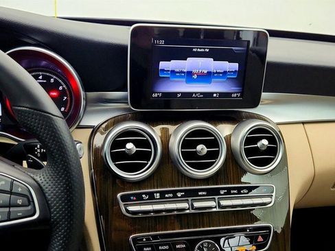 Used 2018 Mercedes-Benz C 300 4MATIC Sedan image 17