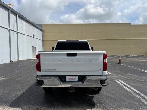 Used 2022 Chevrolet Silverado 2500 LT w/ Convenience Package RWD image 6