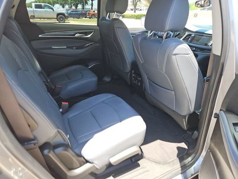Used 2019 Buick Enclave Premium FWD image 25
