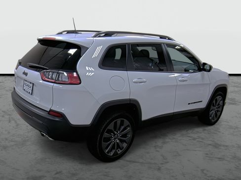 Used 2021 Jeep Cherokee Latitude Lux 80th Anniv w/ Quick Order Package 26U 80TH FWD image 4