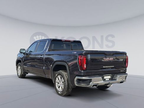 Used 2022 GMC Sierra 1500 SLT w/ SLT Convenience Package image 4