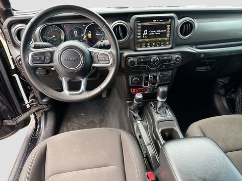 Used 2023 Jeep Wrangler Unlimited Rubicon 4xe AWD/4WD image 26