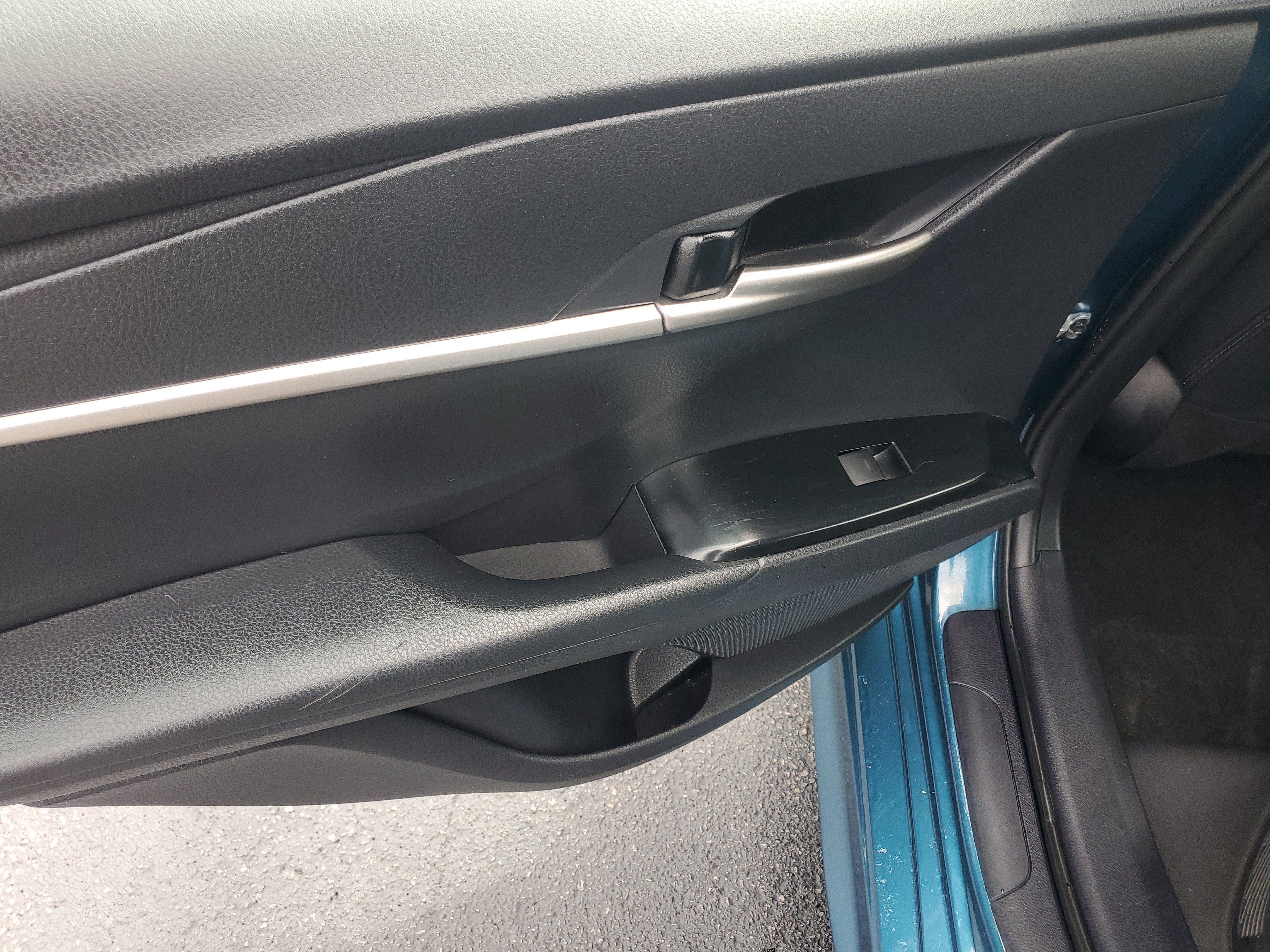 Certified 2025 Toyota Camry SE FWD image 12
