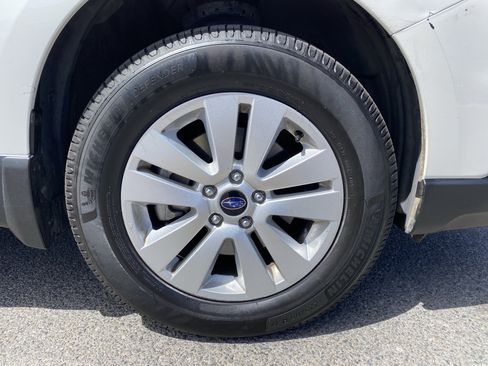 Used 2016 Subaru Outback 2.5i Premium AWD/4WD image 10