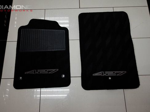 Used 2013 Chevrolet Corvette 427 w/ Z06 Carbon Fiber Package image 98