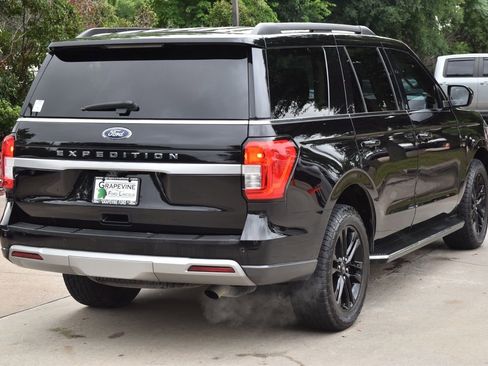 Used 2022 Ford Expedition XLT RWD image 8