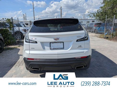 Used 2019 Cadillac XT4 Sport w/ Cold Weather Package AWD/4WD image 4