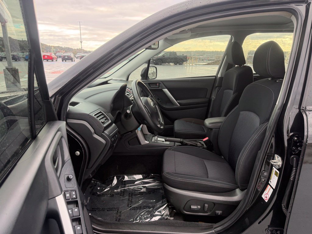 Used 2016 Subaru Forester 2.5i Premium w/ Popular Package #2 AWD/4WD image 12