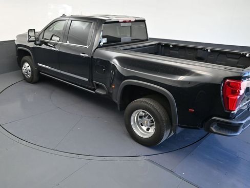 Used 2025 Chevrolet Silverado 3500 High Country w/ High Country Premium Package AWD/4WD image 14