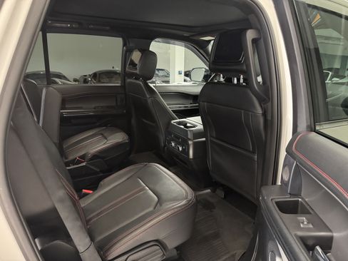 Used 2020 Ford Expedition Limited w/ Equipment Group 303A AWD/4WD image 14