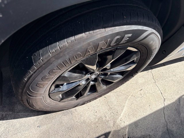 Certified 2025 MAZDA CX-50 AWD 2.5 S w/ Preferred Package image 3