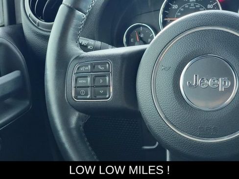 Used 2016 Jeep Wrangler Sport AWD/4WD image 26