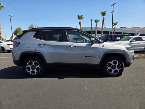 Used 2022 Jeep Compass Trailhawk w/ Trailhawk Elite Group AWD/4WD image 7