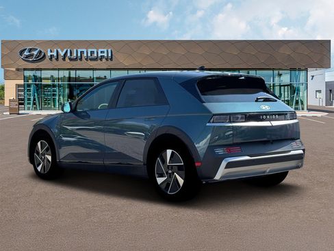 New 2026 Hyundai Ioniq 5 SE RWD image 5