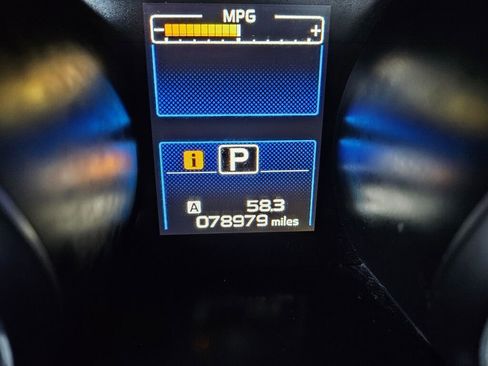 Used 2017 Subaru Outback 2.5i Premium image 19