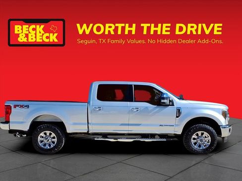 Used 2019 Ford F250 XLT w/ XLT Premium Package image 4