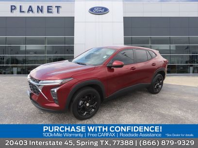 Used 2024 Chevrolet Trax LS w/ LS Convenience Package