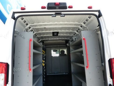 Used 2025 RAM ProMaster 2500 w/ Safety Group FWD image 16