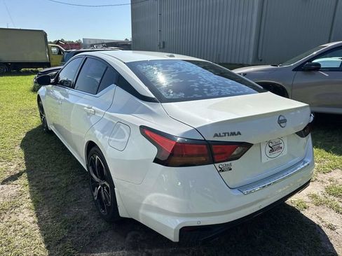 Used 2023 Nissan Altima 2.5 SR FWD image 18