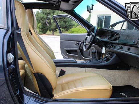 Used 1987 Porsche 944 S image 23