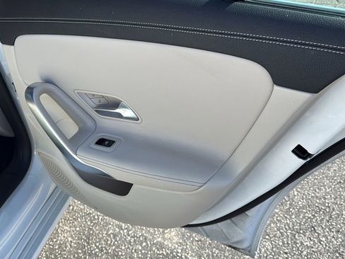 Used 2025 Mercedes-Benz CLA 250 image 14