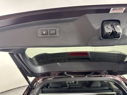 Used 2024 Subaru Outback Touring AWD/4WD image 35