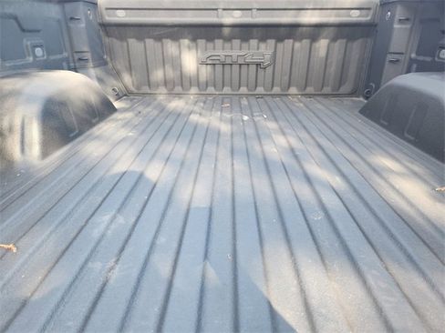 Used 2022 GMC Sierra 1500 AT4 w/ AT4 Premium Package image 32