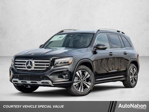 New 2026 Mercedes-Benz GLB 250 4MATIC image 1