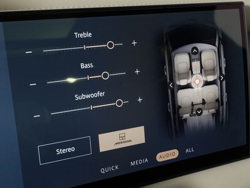 Used 2022 Land Rover Defender 110 SE image 51