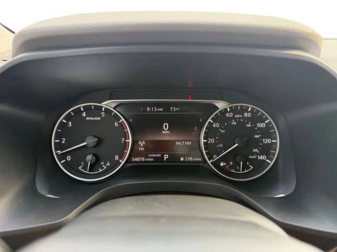 Used 2025 Nissan Rogue SV FWD image 18