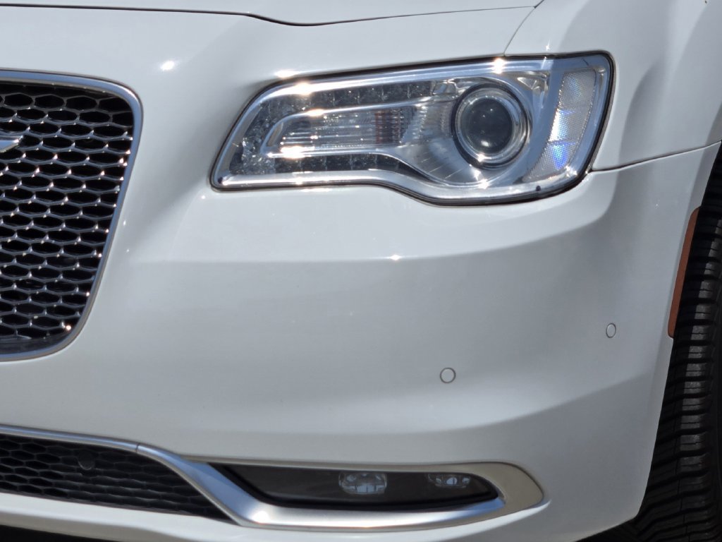 Used 2018 Chrysler 300 C w/ Sun, Sound & Nav Package RWD image 15