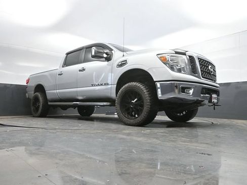 Used 2016 Nissan Titan XD AWD/4WD image 48