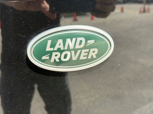 Used 2023 Land Rover Range Rover Evoque SE AWD/4WD image 11