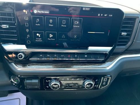 New 2026 GMC Sierra 1500 SLE w/ Preferred Package AWD/4WD image 3