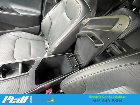 Used 2025 Kia EV6 Wind image 29